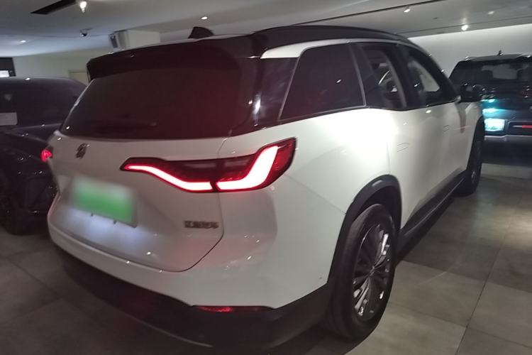 Used Nio ES8 2018 355 km Base Version 7-Seater Edition Rear Right 45 Deg