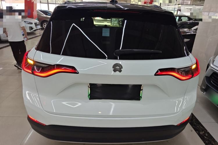 Used Nio ES8 2018 355 km Base Version 6-Seater Edition Rear