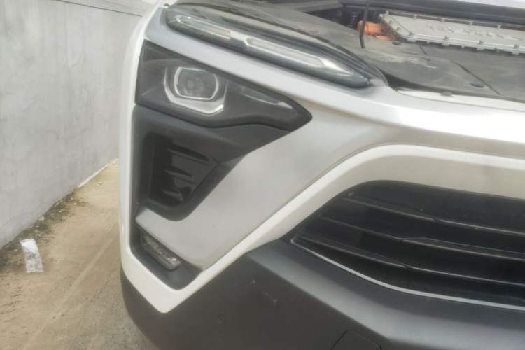 Used Nio ES8 2018 355 km Base Version 7-Seater Edition Right Front Headlight