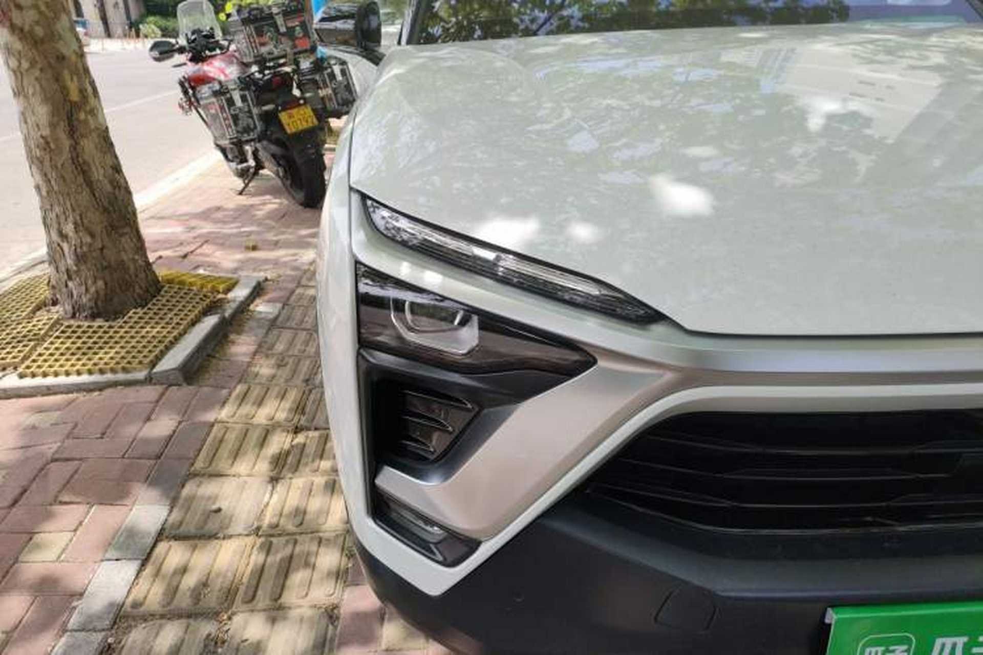 Used Nio ES8 2018 Founder Edition Right Front Headlight