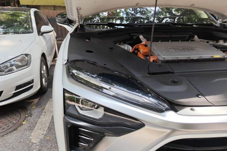 Used Nio ES8 2018 355 km Base Version 6-Seater Edition Right Front Headlight