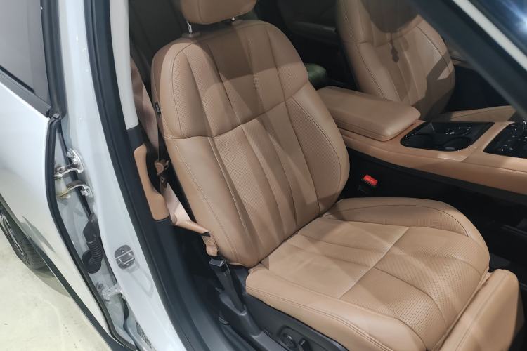 Used Nio ES8 2018 Founder Edition Right Front Seat
