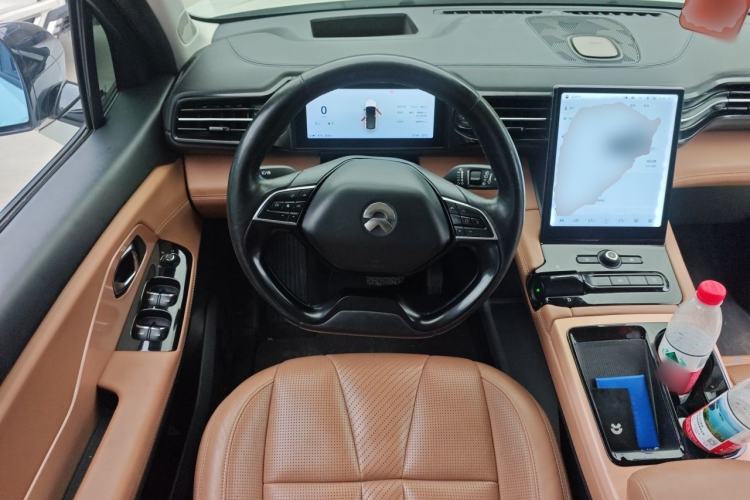 Used Nio ES8 2018 355 km Base Version 7-Seater Edition Steering Wheel