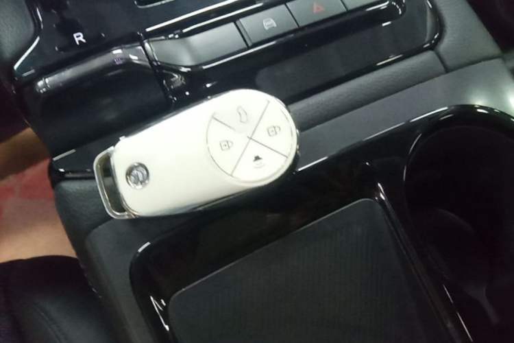 Used Nio ES8 2018 355 km Base Version 7-Seater Edition Vehicle Key