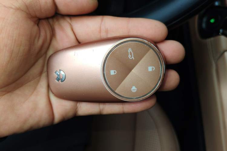 Used Nio ES8 2018 Founder Edition Vehicle Key
