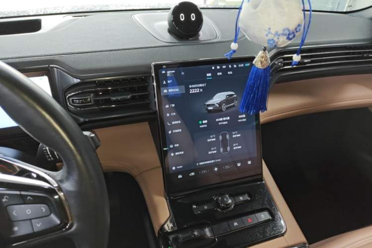 Used Nio ES8 2020 415 km Range 6-Seater Version Audio And AC Panel