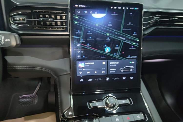 Used Nio ES8 2020 415 km Signature Edition 6-Seater Version Audio And AC Panel