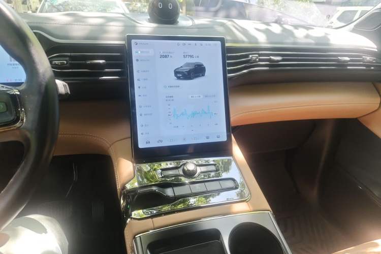 Used Nio ES8 2020 415 km Signature Edition 6-Seater Version Audio And AC Panel