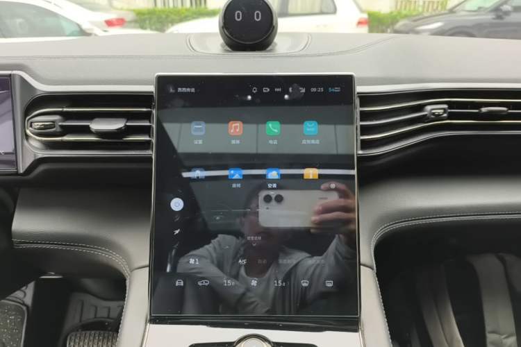 Used Nio ES8 2020 450 km Range 6-Seater Version Audio And AC Panel
