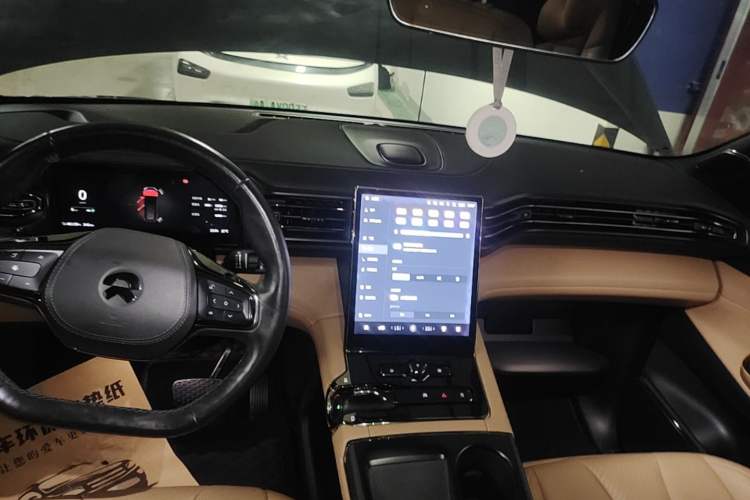 Used Nio ES8 2020 580 km Range Six-Seater Version Audio And AC Panel