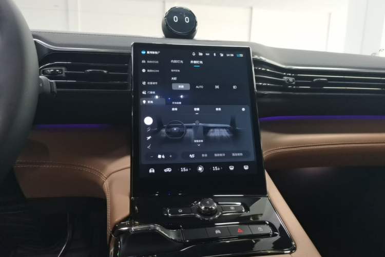 Used Nio ES8 2020 580 km Range Six-Seater Version Audio And AC Panel