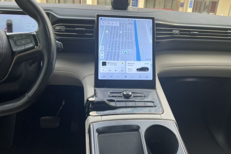 Used Nio ES8 2020 415 KM Signature Edition 7-Seater Version Audio And AC Panel