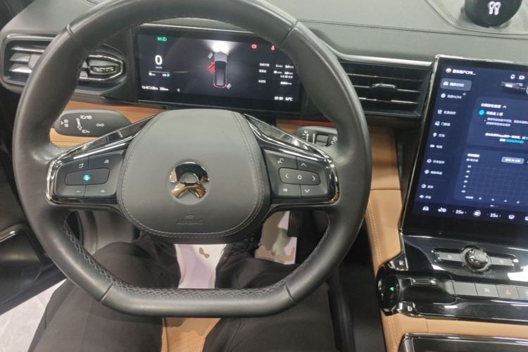 Used Nio ES8 2020 415 km Range 6-Seater Version Center Console