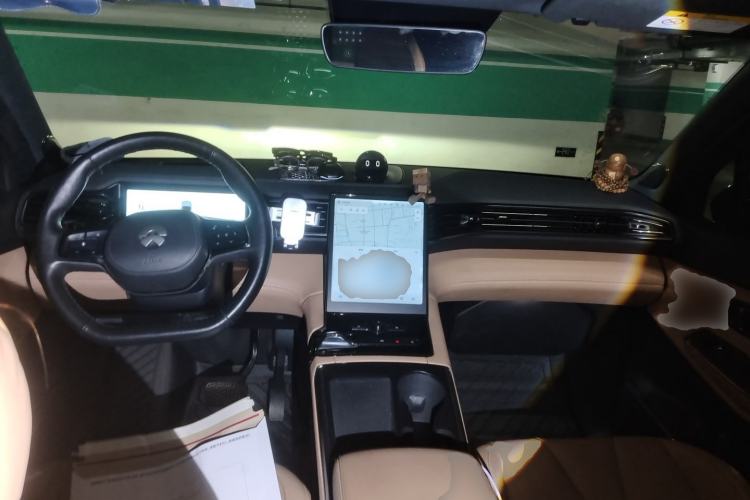 Used Nio ES8 2020 580 km Range Six-Seater Version Center Console