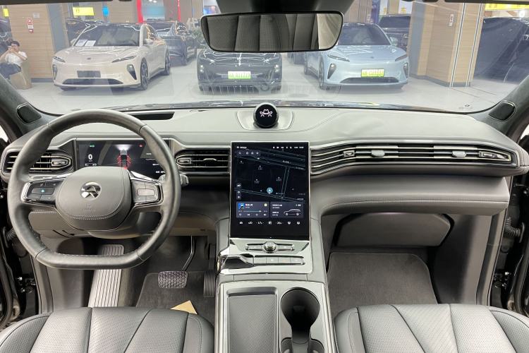 Used Nio ES8 2020 415 km Signature Edition 6-Seater Version Center Console