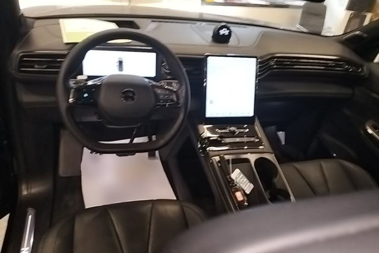 Used Nio ES8 2020 450 km Signature Edition 7-Seater Version Center Console