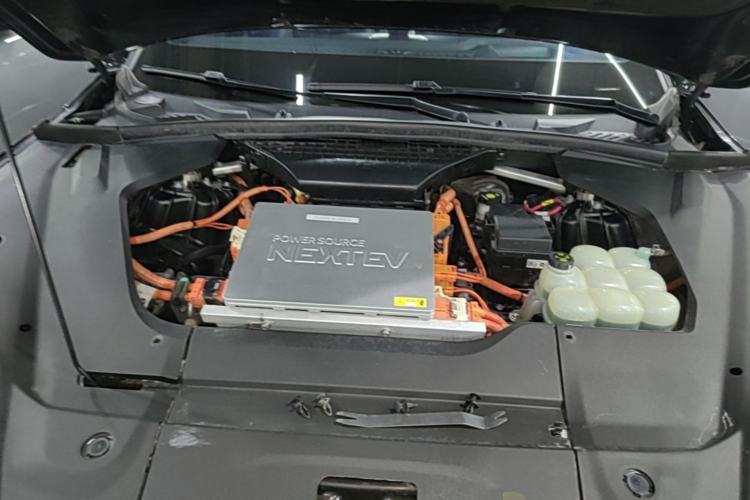 Used Nio ES8 2020 415 km Signature Edition 6-Seater Version Engine Bay