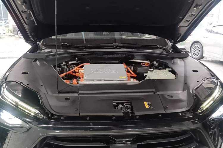 Used Nio ES8 2020 580 km Range Signature Edition Six-Seater Version Engine Bay