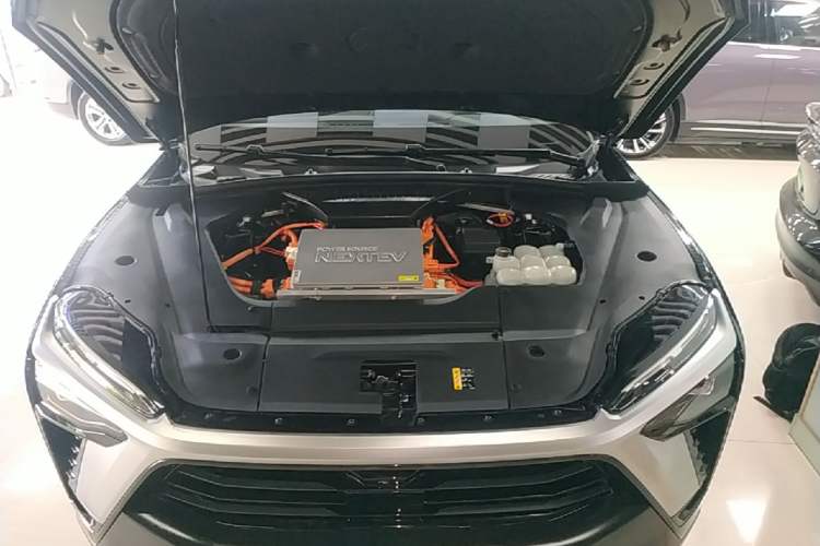 Used Nio ES8 2020 450 km Range 6-Seater Version Engine Bay