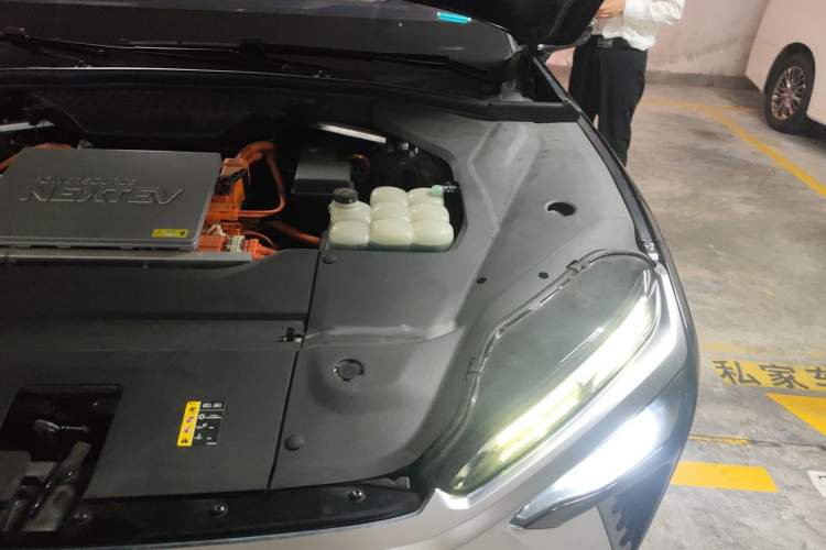 Used Nio ES8 2020 580 km Range Six-Seater Version Engine Bay Left