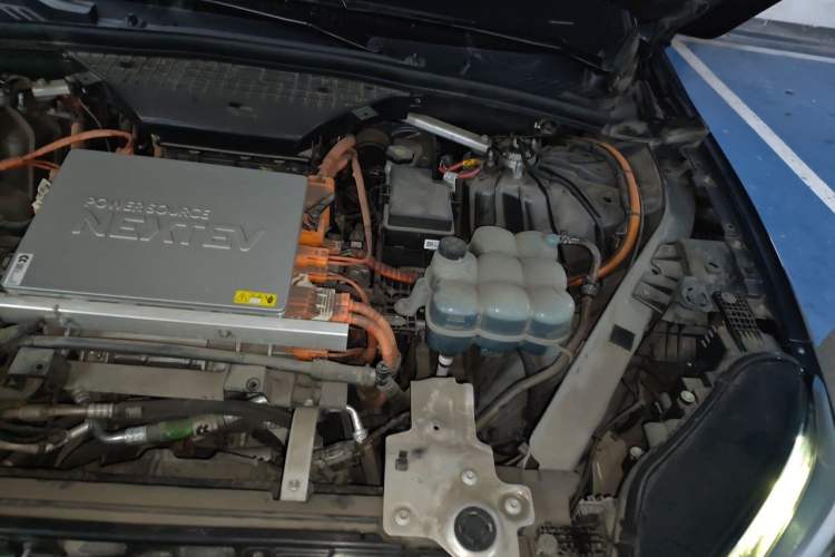 Used Nio ES8 2020 580 km Range Signature Edition Six-Seater Version Engine Bay Left