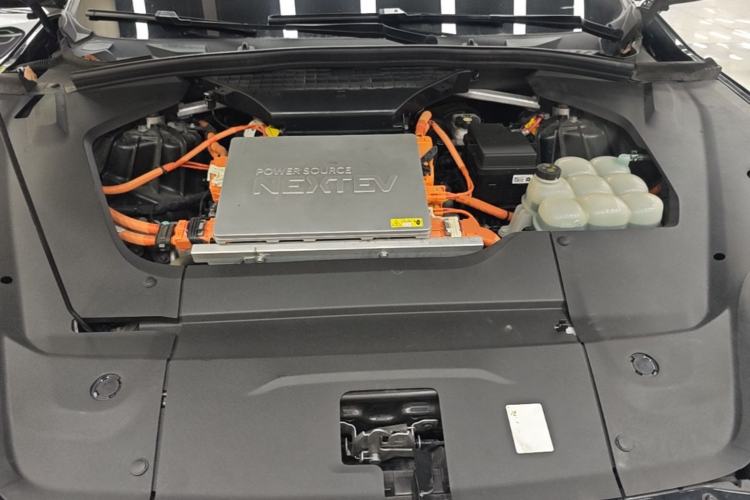 Used Nio ES8 2020 415 KM Signature Edition 7-Seater Version Engine Bay