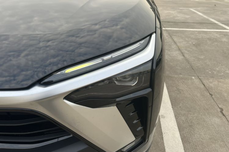 Used Nio ES8 2020 415 KM Signature Edition 7-Seater Version Exterior 5