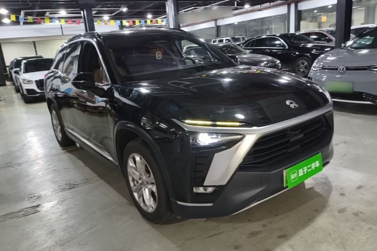 Used Nio ES8 2020 415 km Range 6-Seater Version Front Right 45 Deg