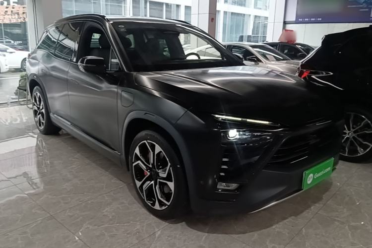 Used Nio ES8 2020 580 km Range Signature Edition Six-Seater Version Front Right 45 Deg