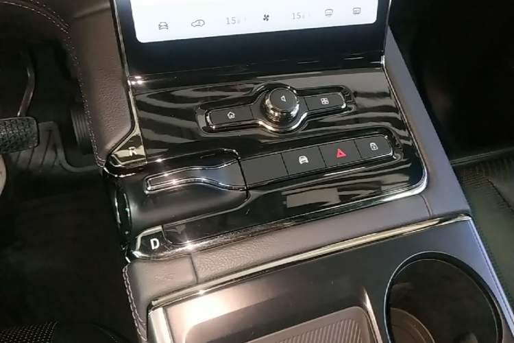 Used Nio ES8 2020 450 km Range 6-Seater Version Gear Lever