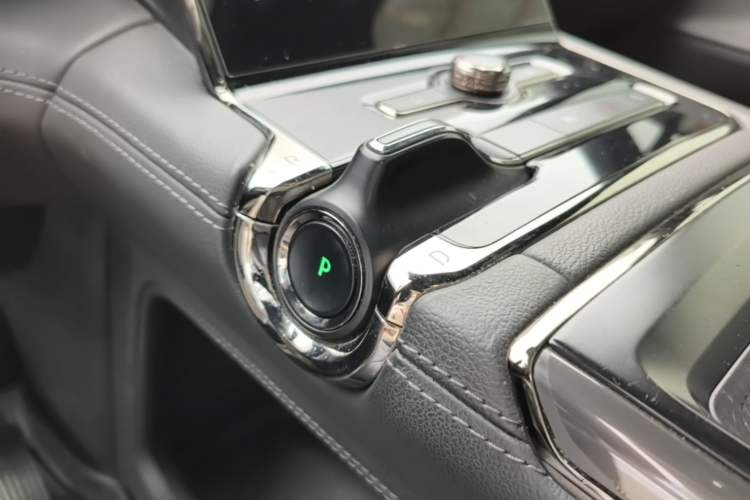 Used Nio ES8 2020 450 km Range 6-Seater Version Gear Lever