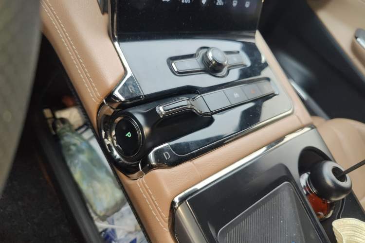 Used Nio ES8 2020 450 km Range 6-Seater Version Gear Lever