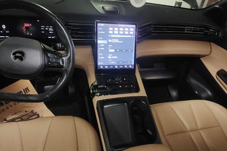 Used Nio ES8 2020 580 km Range Six-Seater Version Gear Lever