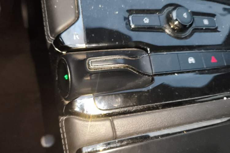 Used Nio ES8 2020 580 km Range Six-Seater Version Gear Lever