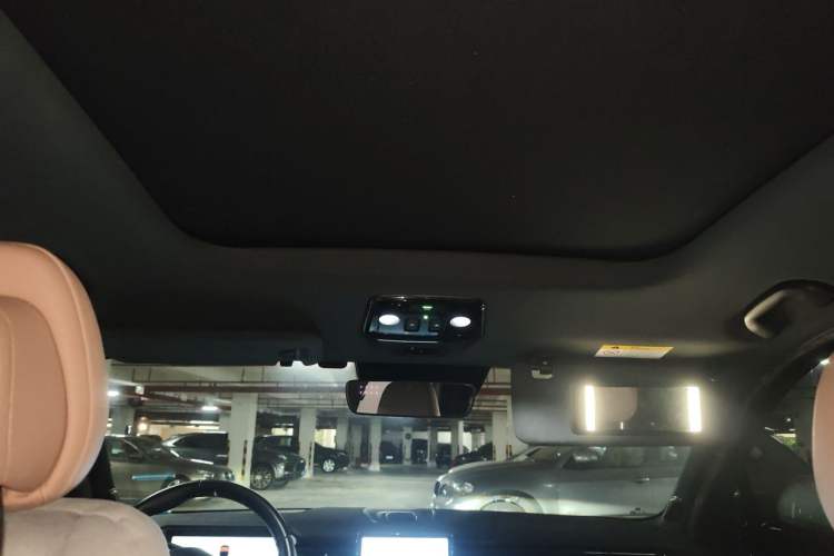 Used Nio ES8 2020 580 km Range Six-Seater Version Headliner