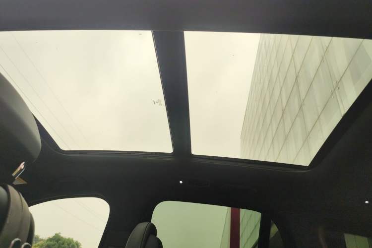 Used Nio ES8 2020 450 km Range 7-Seater Version Headliner