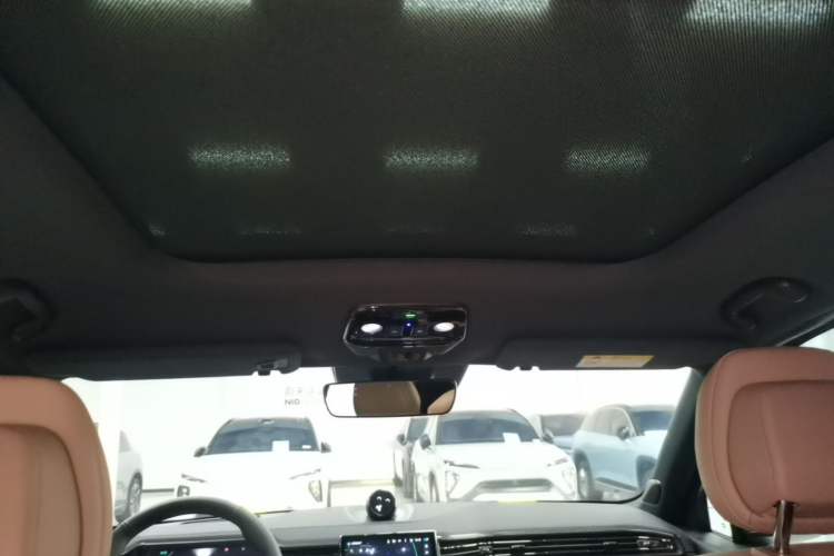 Used Nio ES8 2020 580 km Range Six-Seater Version Headliner