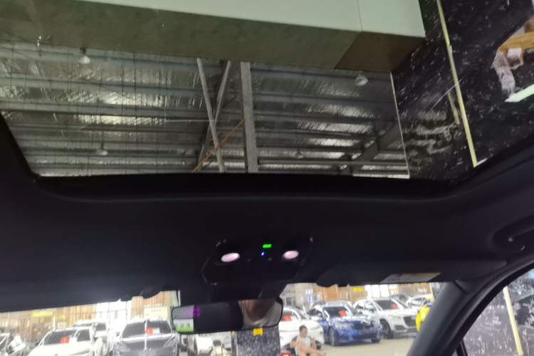 Used Nio ES8 2020 580 km Range Six-Seater Version Headliner