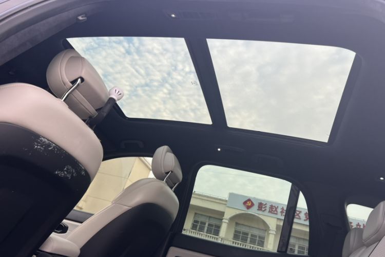 Used Nio ES8 2020 415 KM Signature Edition 7-Seater Version Headliner