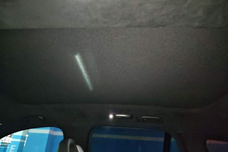 Used Nio ES8 2020 580 km Range Signature Edition Six-Seater Version Headliner