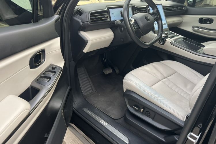 Used Nio ES8 2020 415 KM Signature Edition 7-Seater Version Interior 3