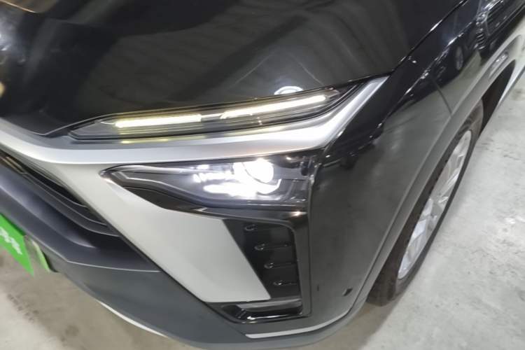 Used Nio ES8 2020 415 km Range 6-Seater Version Left Front Headlight