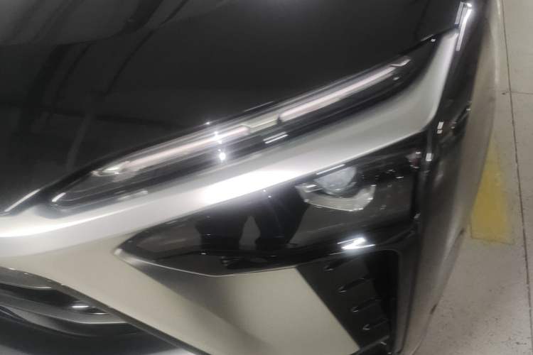 Used Nio ES8 2020 580 km Range Six-Seater Version Left Front Headlight