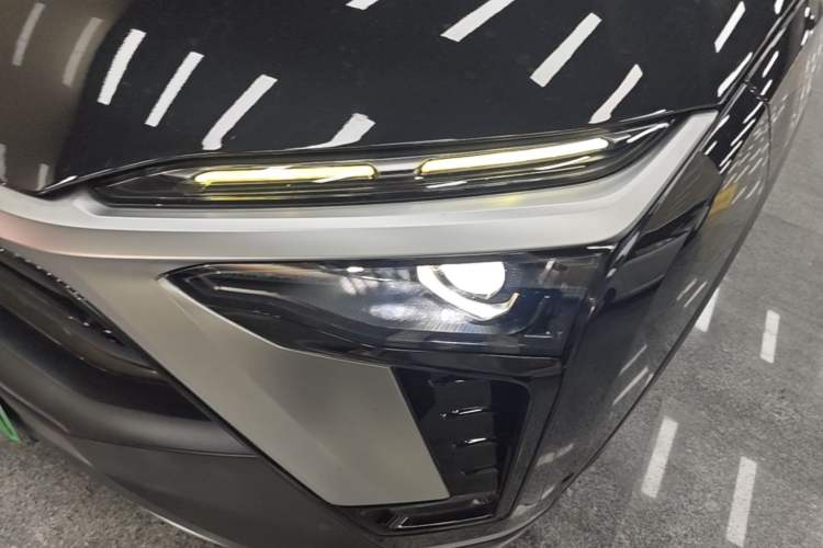 Used Nio ES8 2020 415 KM Signature Edition 7-Seater Version Left Front Headlight