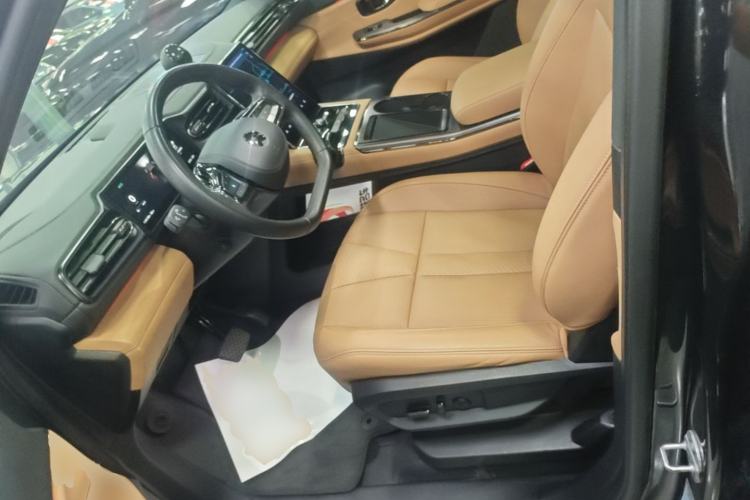 Used Nio ES8 2020 415 km Range 6-Seater Version Left Front Seat