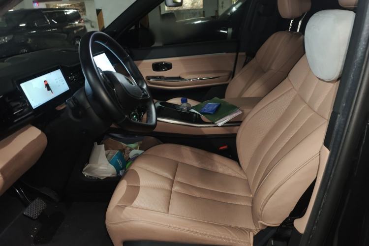 Used Nio ES8 2020 580 km Range Six-Seater Version Left Front Seat