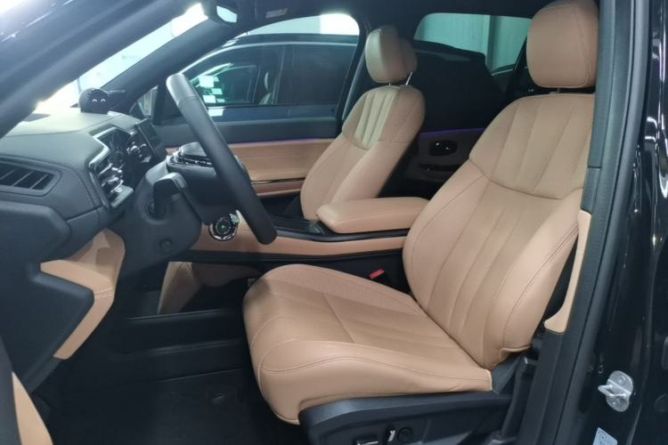 Used Nio ES8 2020 580 km Range Six-Seater Version Left Front Seat