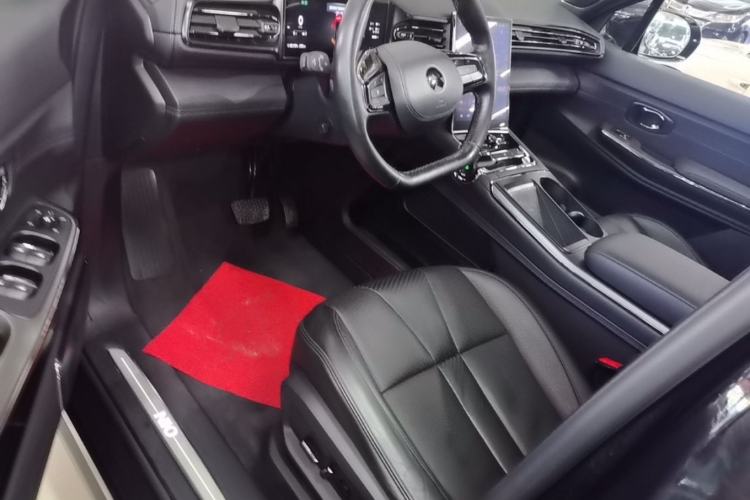 Used Nio ES8 2020 580 km Range Six-Seater Version Left Front Seat