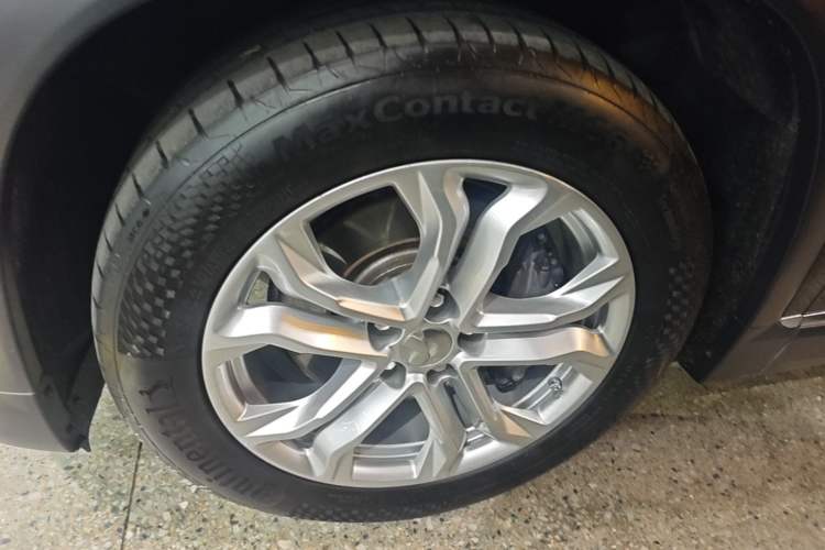 Used Nio ES8 2020 415 km Range 6-Seater Version Left Front Wheel Hub
