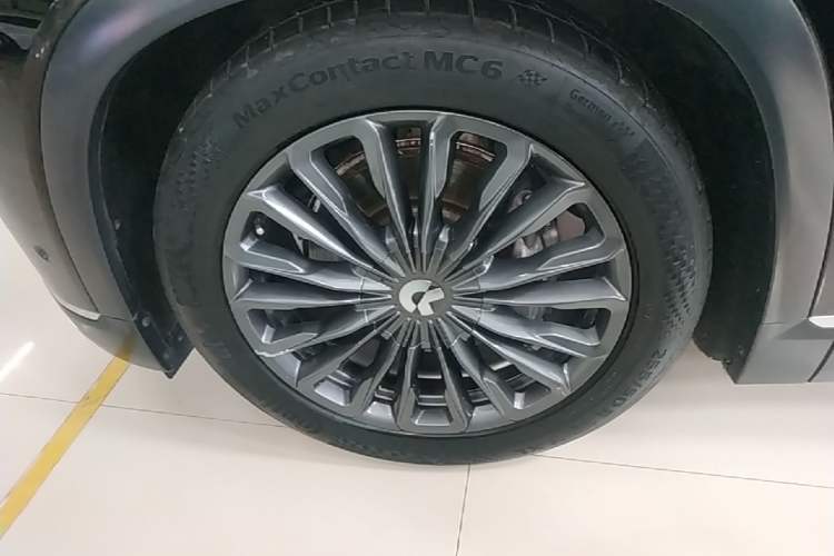 Used Nio ES8 2020 450 km Range 6-Seater Version Left Front Wheel Hub